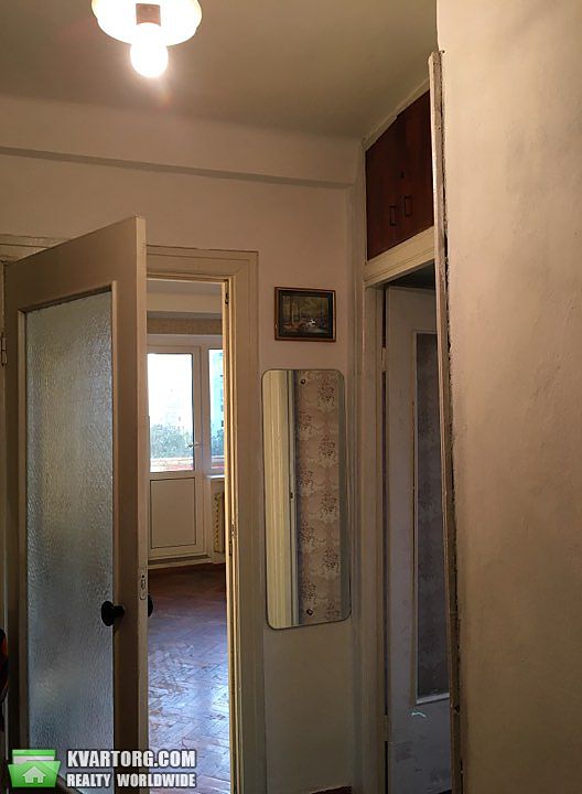 Rent out 1-room apartment. Киев,  Львовская — photo 1
