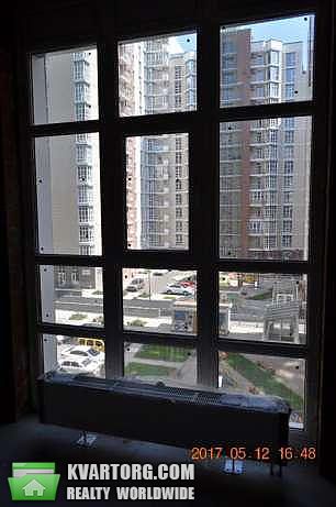 Sell 3-room apartment. Киев,  Барбюса — photo 2