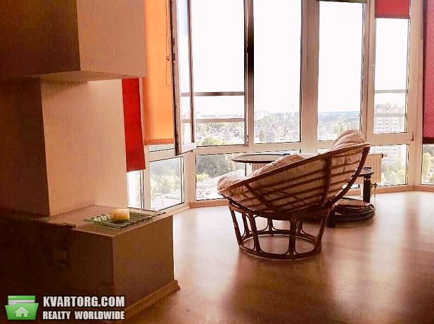 Sell 3-room apartment. Киев,  Ломоносова — photo 1