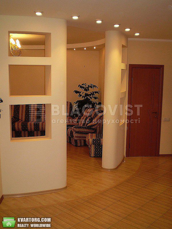 Sell 4-room apartment. Киев,  Амосова — photo 7