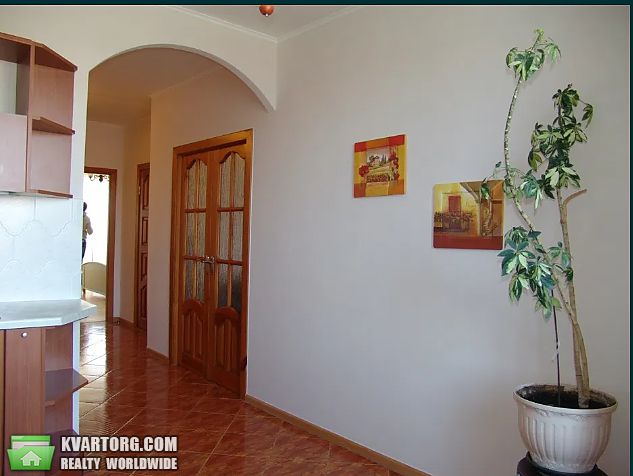 Rent out 2-room apartment. Киев,  Толстого — photo 4