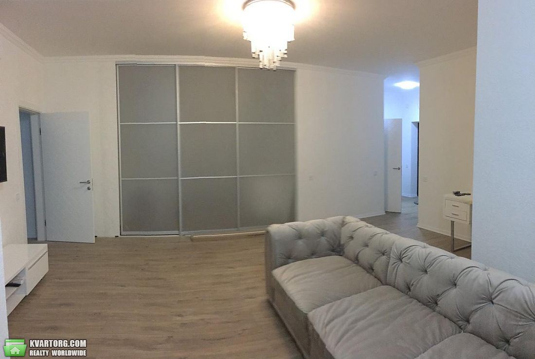 Rent out 2-room apartment. Киев,  Глубочицкая — photo 2
