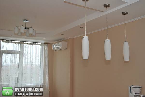 Rent out 2-room apartment. Киев,  Вильямса — photo 4