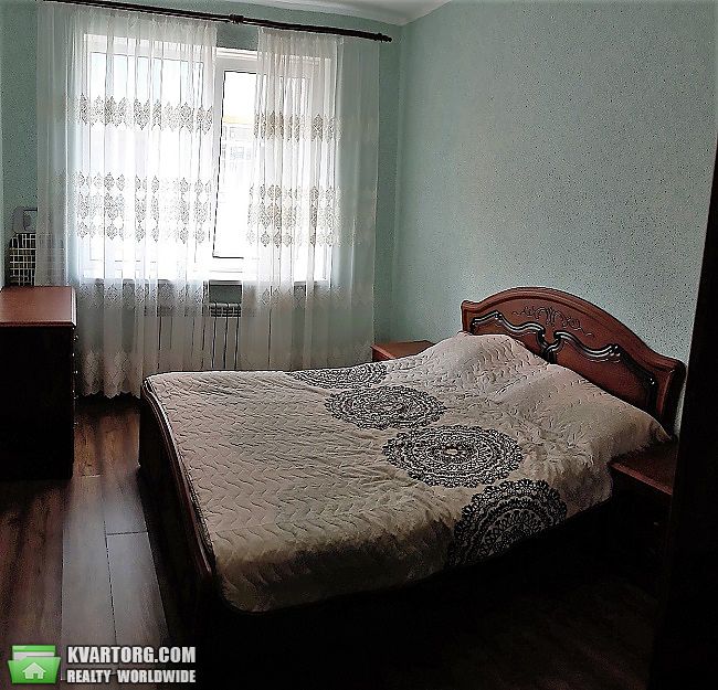 Rent out 2-room apartment. Киев, Карпа Валовня — photo 4