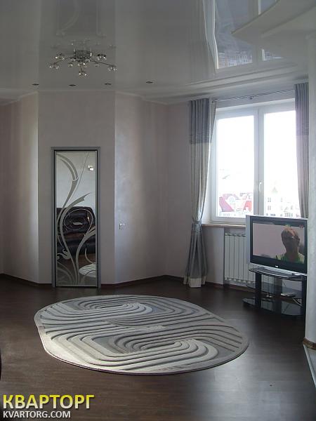 Rent out 2-room apartment. Киев,  Героев Сталинграда пр — photo 3