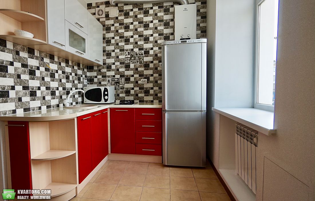 Rent out 2-room apartment. Чернигов, Проспект Победы — photo 6