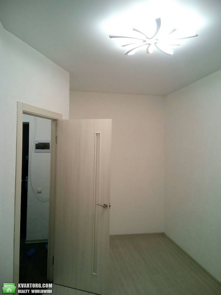 Sell 1-room apartment. Киев,  Тарасовская — photo 1