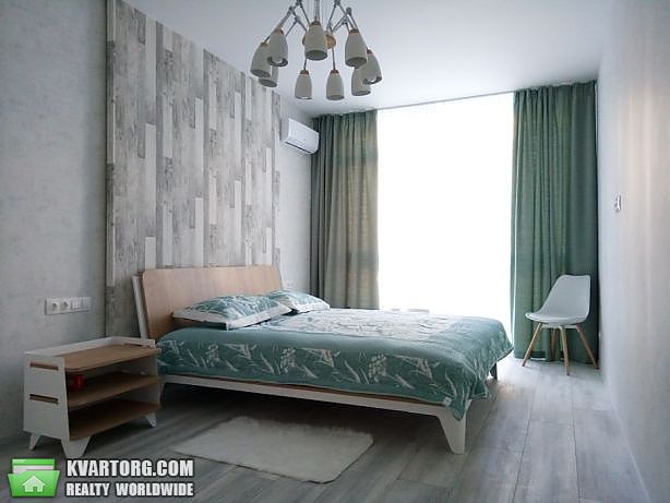 Rent out 1-room apartment. Киев,  Предславинская — photo 2
