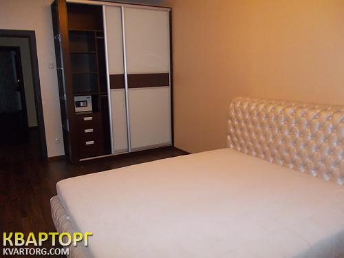 Rent out 3-room apartment. Киев, Урловская ул. — photo 4