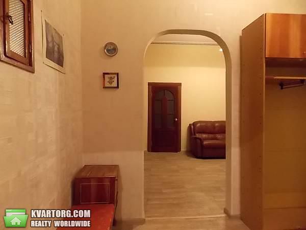 Sell 2-room apartment. Киев,  ул. Жилянская — photo 2