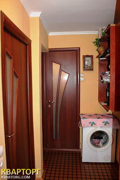 Rent out 1-room apartment. Киев,  Милютенко — photo 1
