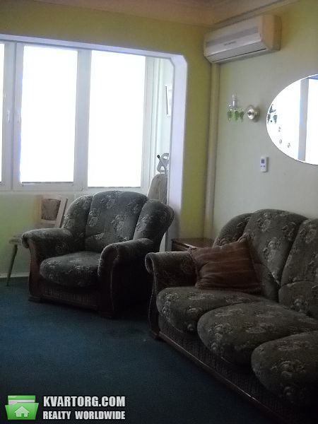 Rent out 2-room apartment. Киев, Булаховского — photo 2
