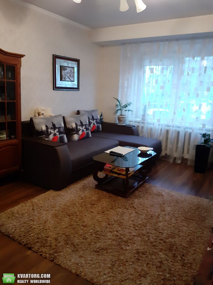 Rent out 2-room apartment. Киев,  Миропольская — photo 3