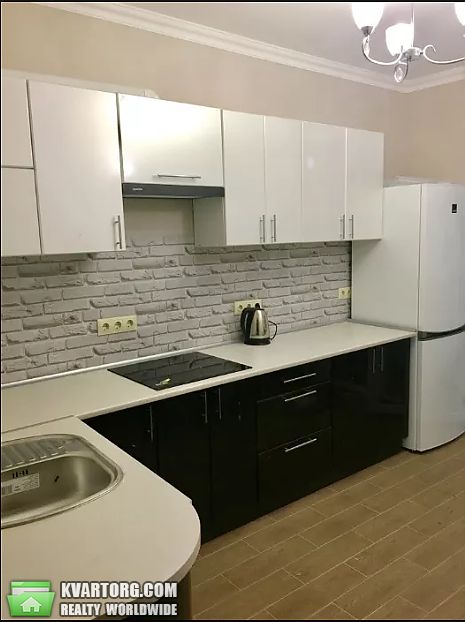 Rent out 2-room apartment. Киев,  Светлая — photo 1