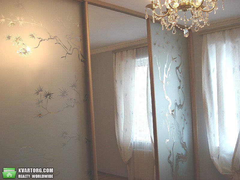 Rent out house. Киев,  Богатырская — photo 4