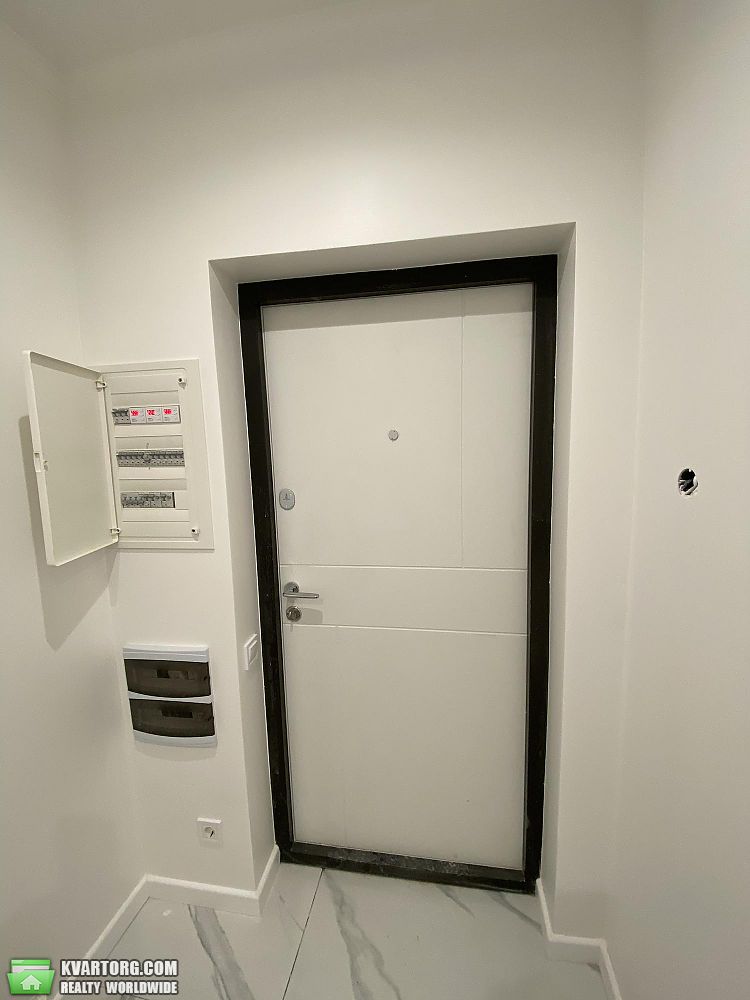 Sell 3-room apartment. Киев,  Герцена — photo 9