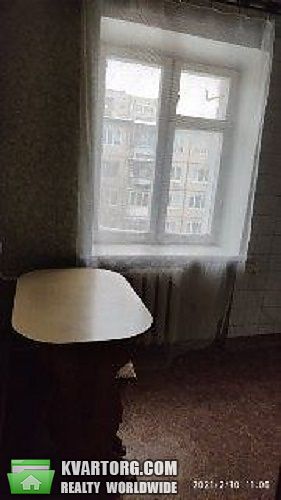 Sell 2-room apartment. Киев,  Серова — photo 2