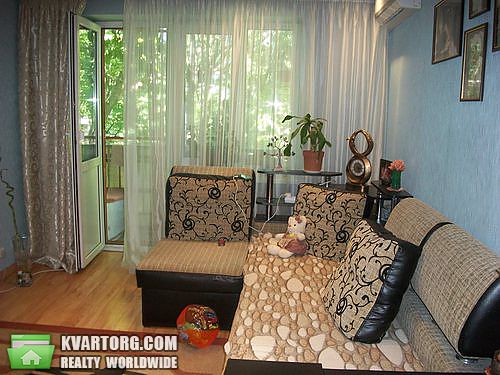 Sell 2-room apartment. Киев, Героев Сталинграда пр — photo 3