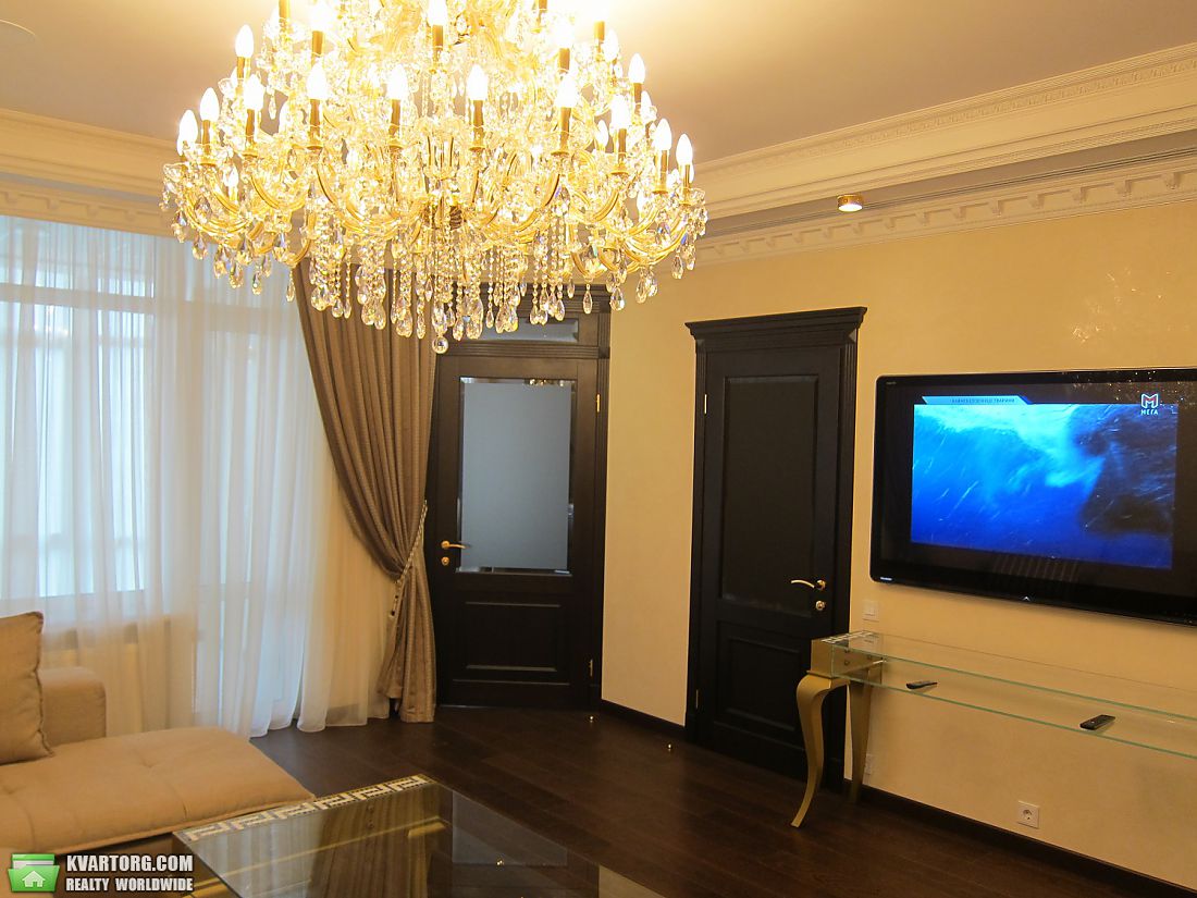 Sell multi-room apartment. Киев, Драгомирова — photo 1