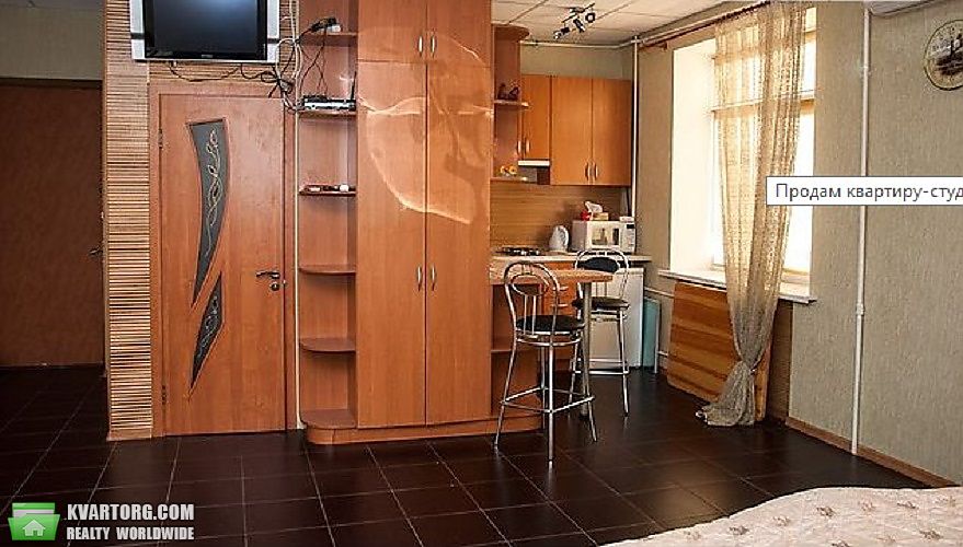 Sell 1-room apartment. Киев,  Гончара — photo 1