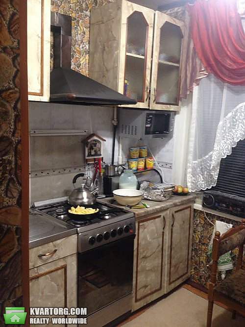 Sell 3-room apartment. Киев,  Вышгородская — photo 1