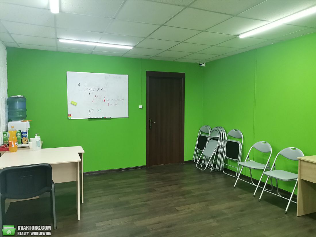 Rent out office. Киев, Жилянская — photo 2