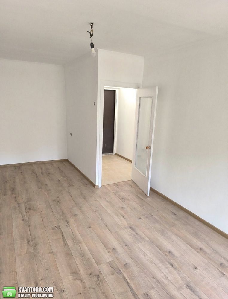 Sell 1-room apartment. Киев, Тичини Павла просп. — photo 4