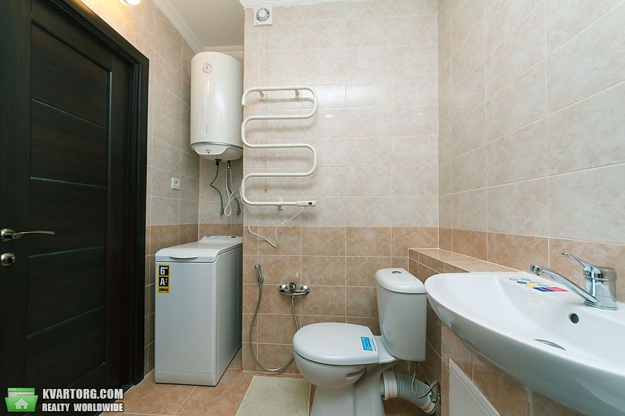 Rent out 1-room apartment. Киев, Площадь Шевченко — photo 4