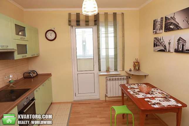 Rent out 1-room apartment. Киев,  Урловская — photo 2