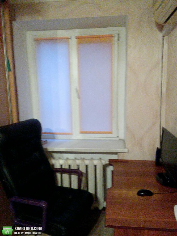 Sell 3-room apartment. Киев,  Вересневая — photo 1