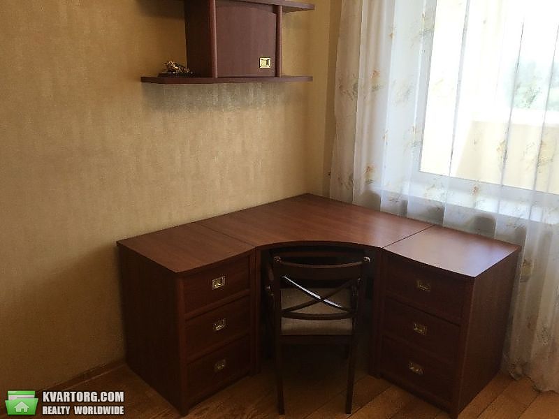 Rent out 3-room apartment. Киев,  Амосова — photo 6