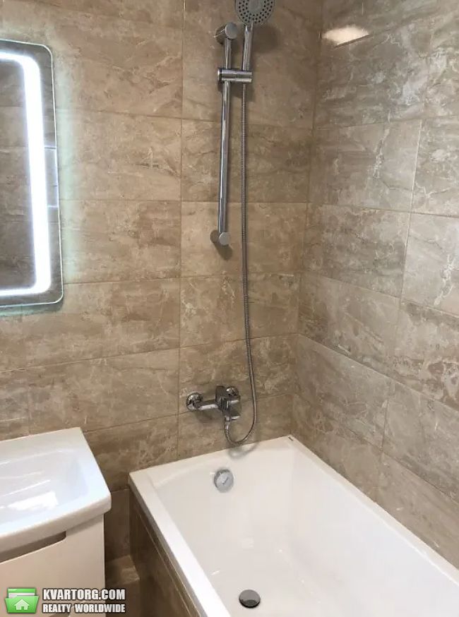 Rent out 1-room apartment. Киев,  Урловская — photo 6