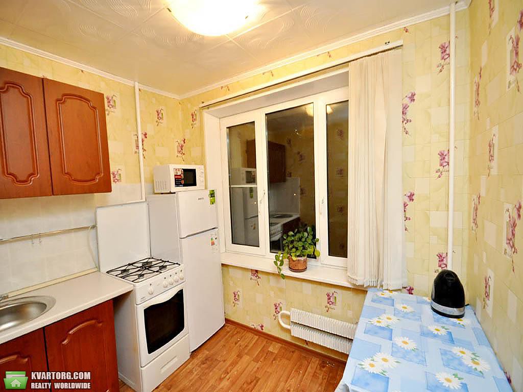 Rent out 1-room apartment. Киев,  Шолом-Алейхема — photo 1