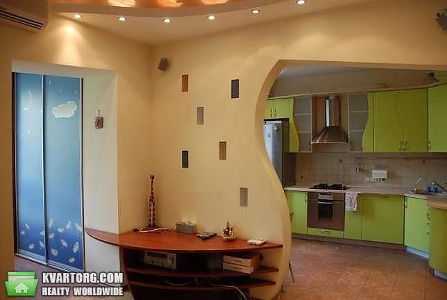 Sell 3-room apartment. Киев,  Вышгородская — photo 2