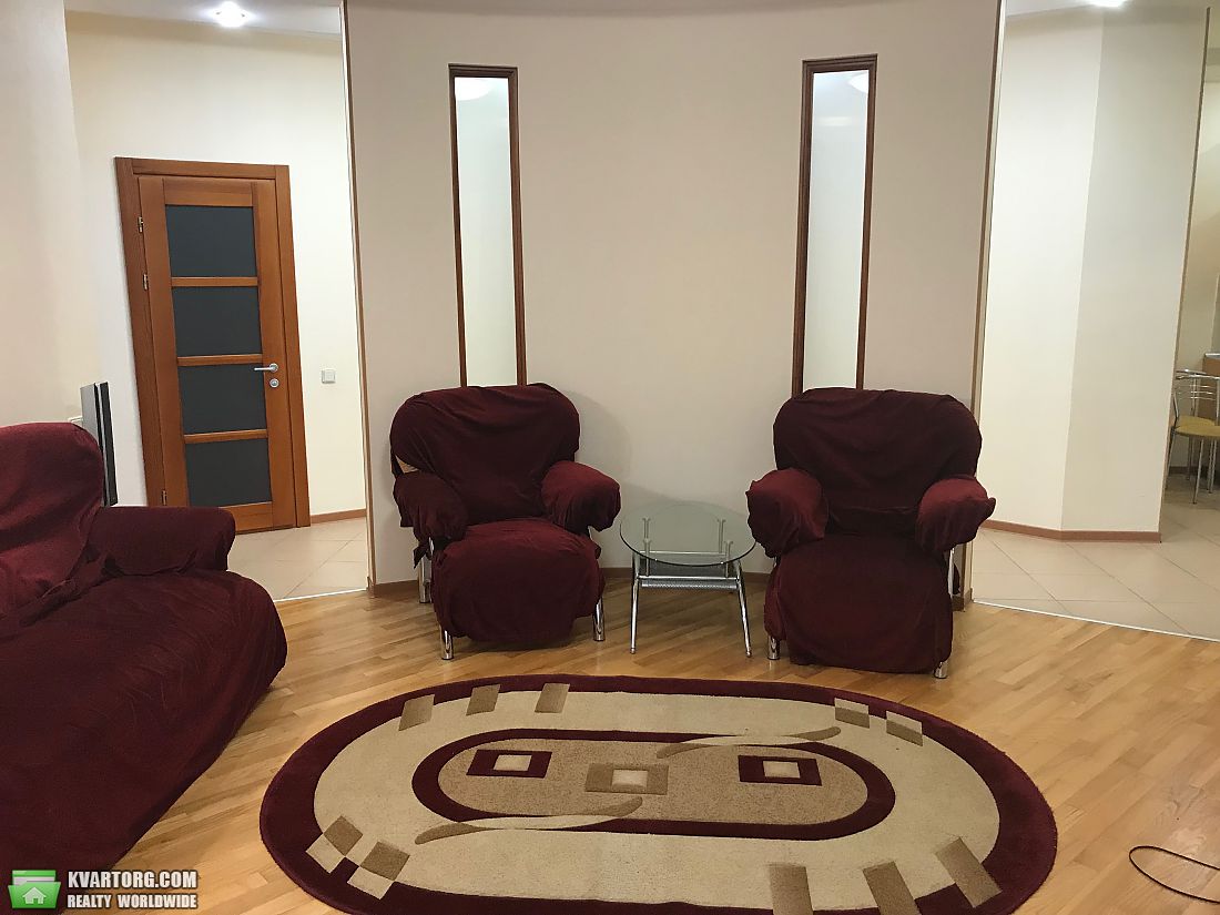 Rent out 3-room apartment. Киев, Волошская — photo 3