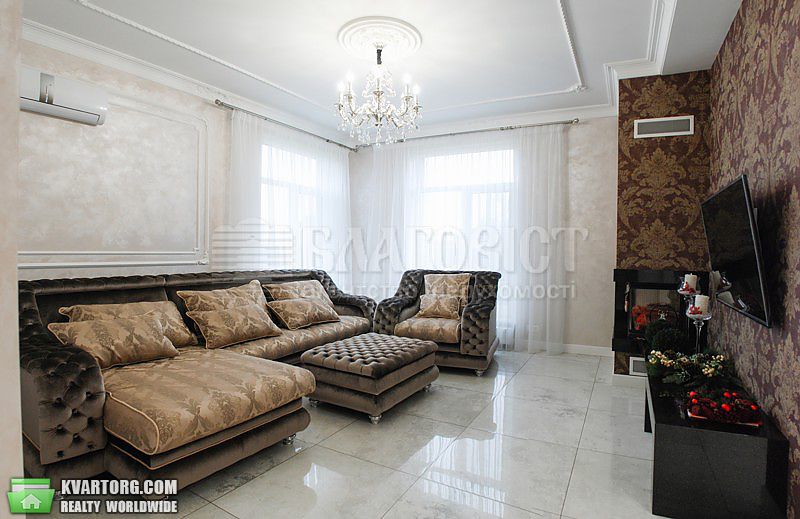 Sell house. Киевская обл., Набережная — photo 2