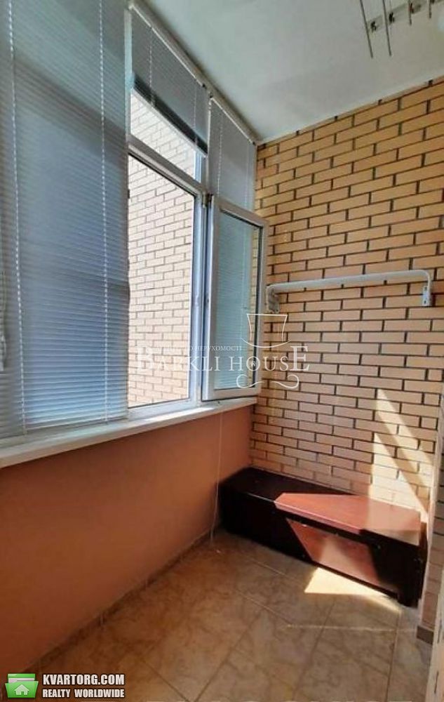 Rent out 2-room apartment. Киев,  Барбюса — photo 8