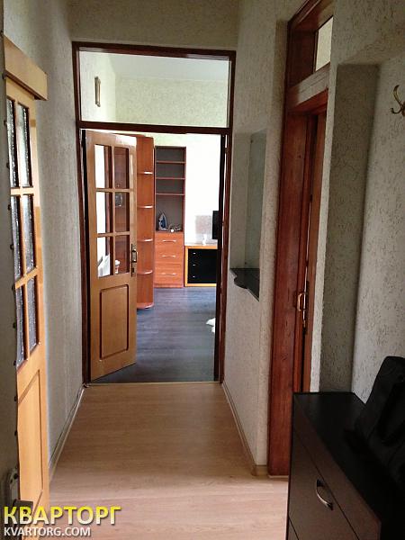 Rent out 1-room apartment. Киев,  Тарасовская — photo 4