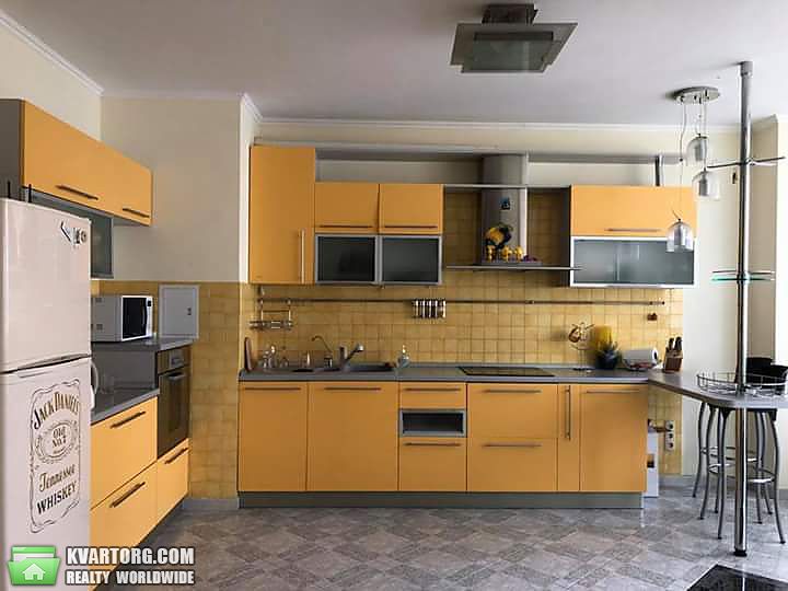 Rent out 3-room apartment. Киев,  Никольско-Слободская — photo 10