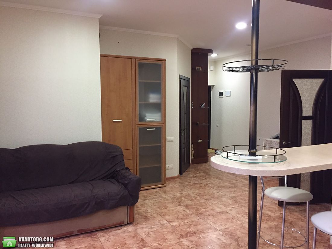 Rent out 1-room apartment. Одесса, Генуэзская — photo 1