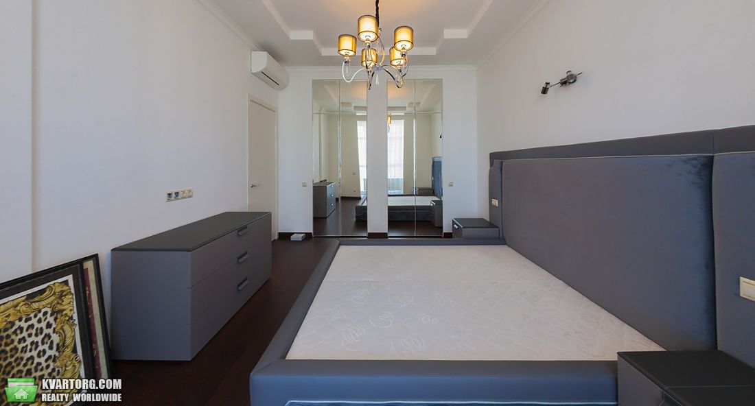 Sell 4-room apartment. Киев,  Драгомирова — photo 7