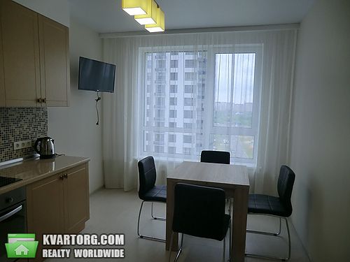 Rent out 2-room apartment. Киев,  Кольцова бул — photo 3