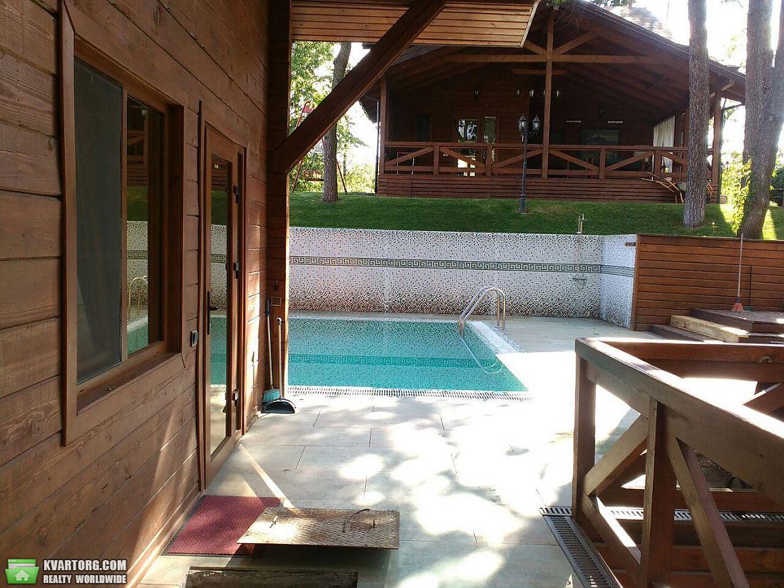 Rent out house. Киев,  Лесная — photo 9