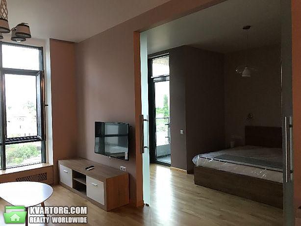 Rent out 2-room apartment. Киев, Болсуновская — photo 9