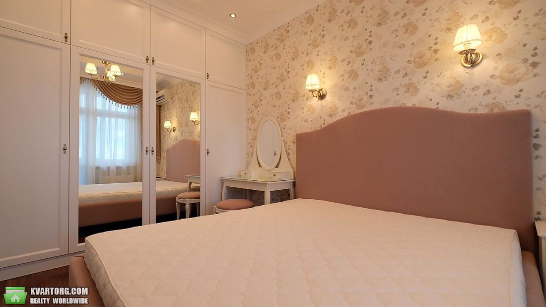 Rent out 2-room apartment. Киев,  Щорса — photo 6