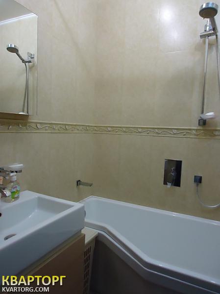 Sell 3-room apartment. Киев,  Волошская — photo 5
