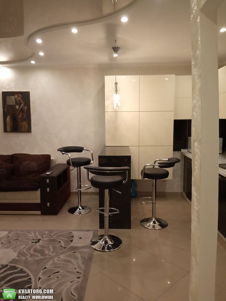 Rent out 2-room apartment. Киев, Антоновича — photo 7