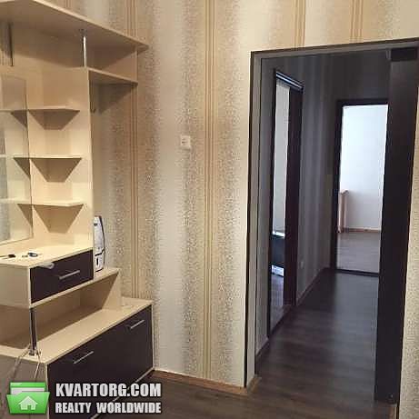 Rent out 2-room apartment. Киев,  Урловская — photo 1
