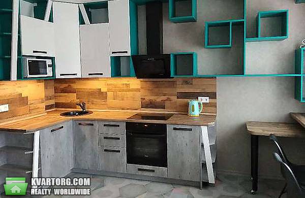Rent out 2-room apartment. Киев,  Оболонский пр — photo 3