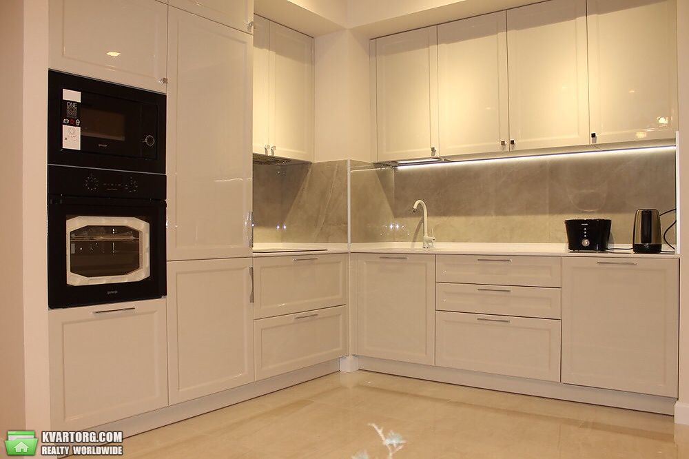 Rent out 3-room apartment. Киев, Болсуновская — photo 2